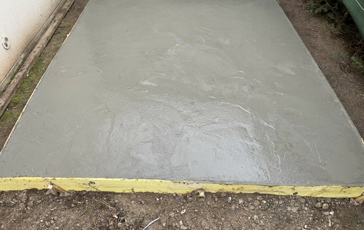 Dalle pour abri de jardin Plaisir 78370