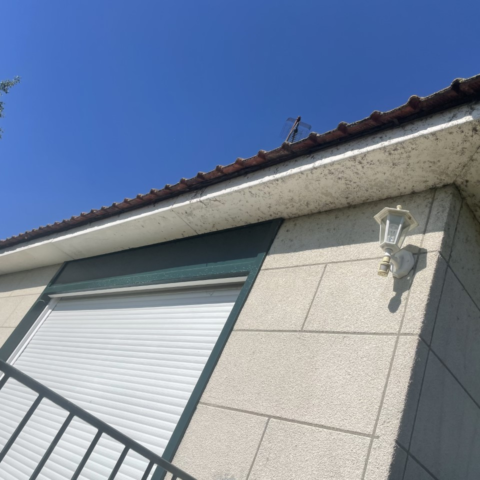 peinture dessous toit 78